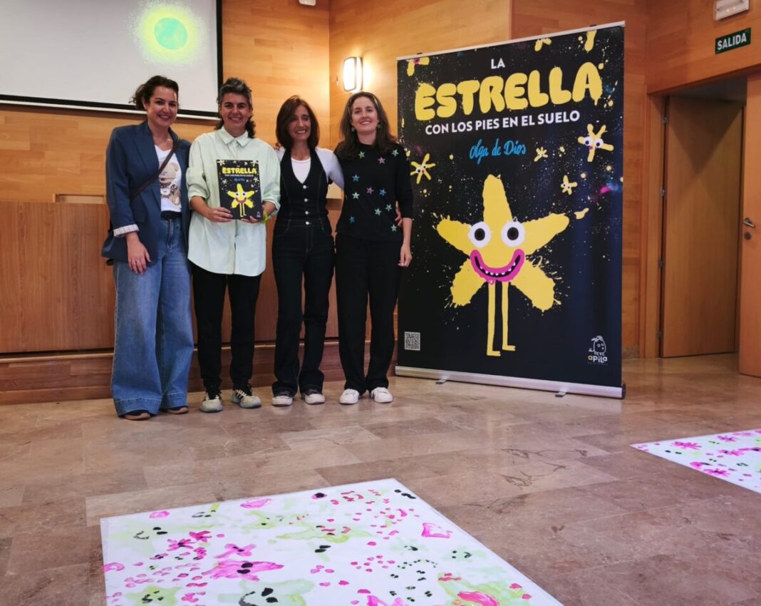 El festival 'Misión Lectura' reúne en el Centro Documental José Luis Cano de Algeciras talleres, cuentacuentos y música para niños y familias