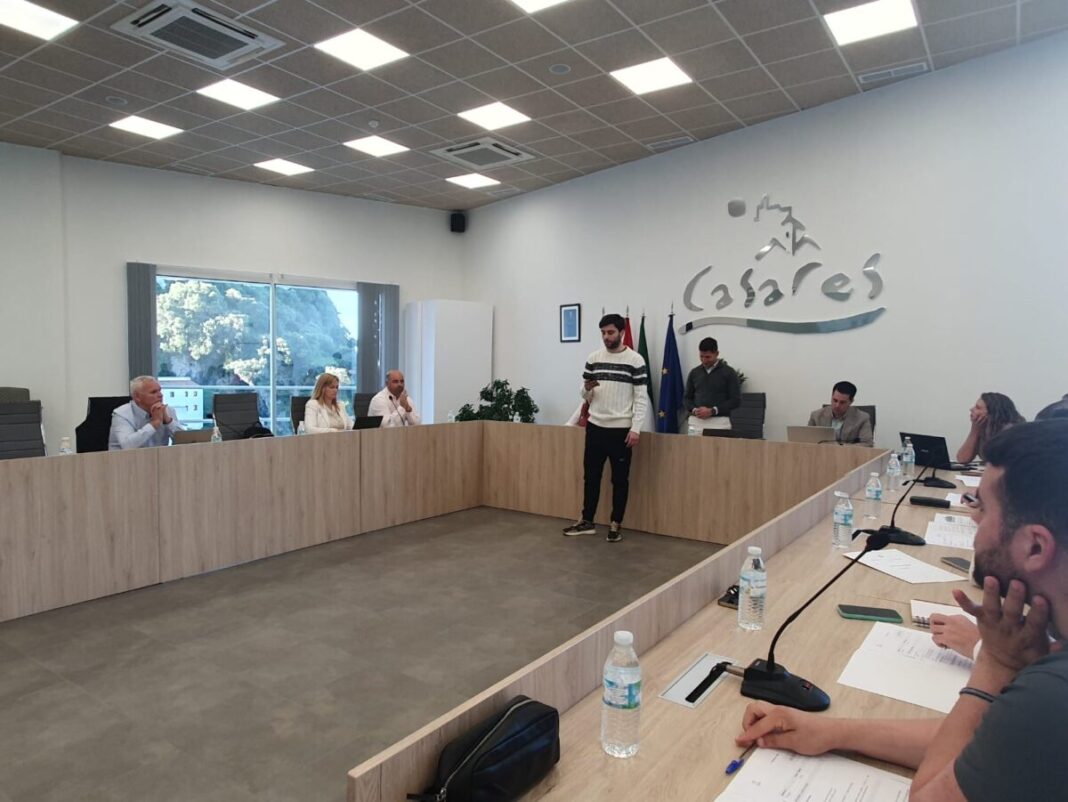 El pleno de Casares aprueba por unanimidad pedir a la Junta un segundo instituto para Casares, Manilva y Sabinillas