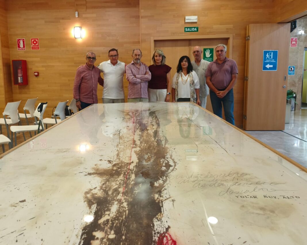 Algeciras mejora la iluminación y el sonido del edificio Pérez Villalta para recuperar su uso cultural