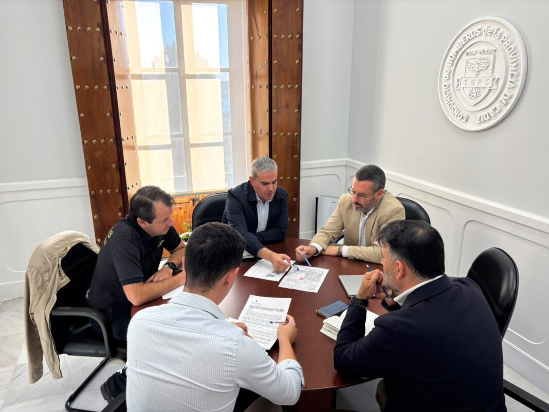 El Ayuntamiento de La Línea concreta el suelo del nuevo parque de bomberos en la calle Cartagena